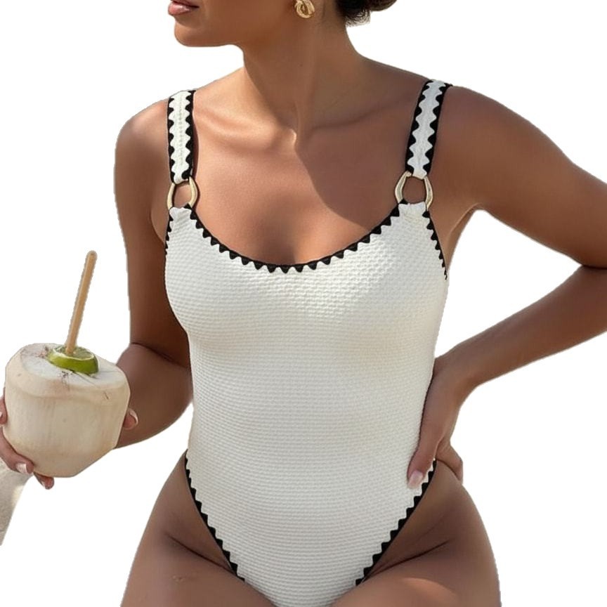 ملابس سباحة نسائية بدون أكمام  - مراجعة Swimwear وسعره