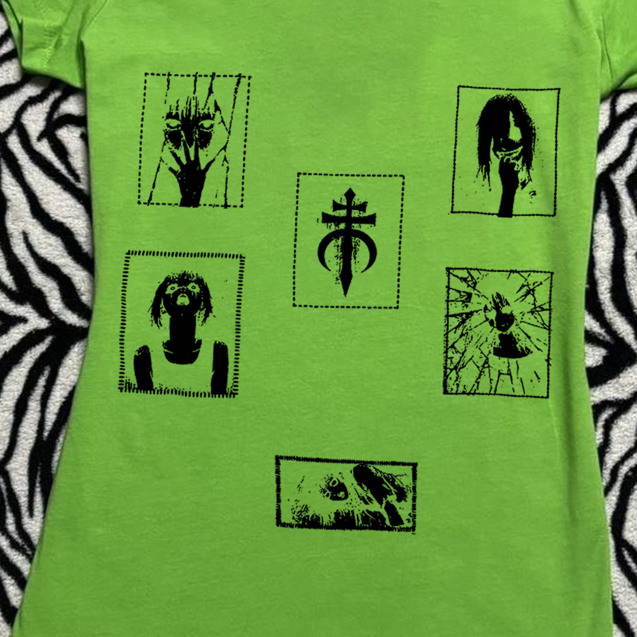 بلوزة نسائية قصيرة بتصميم عتيق - مراجعة Y2K Graphic Baby Tee Crop وسعره
