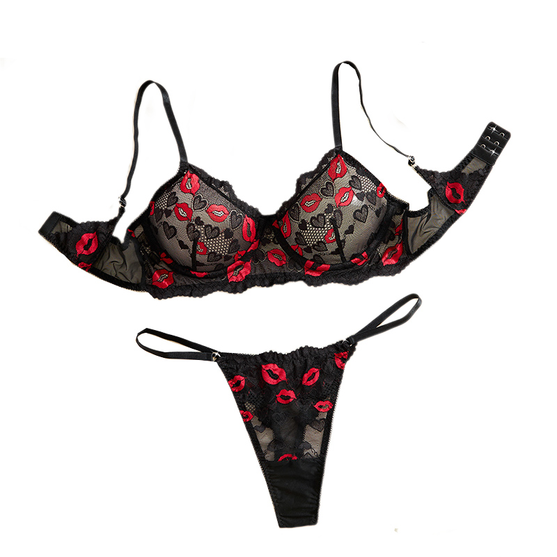 ملابس داخلية شفافة من الدانتيل - مراجعة Lingerie وسعره